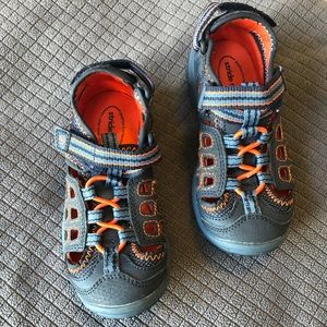 Toddler boys 9.5 Stride Rite Water/land shoes